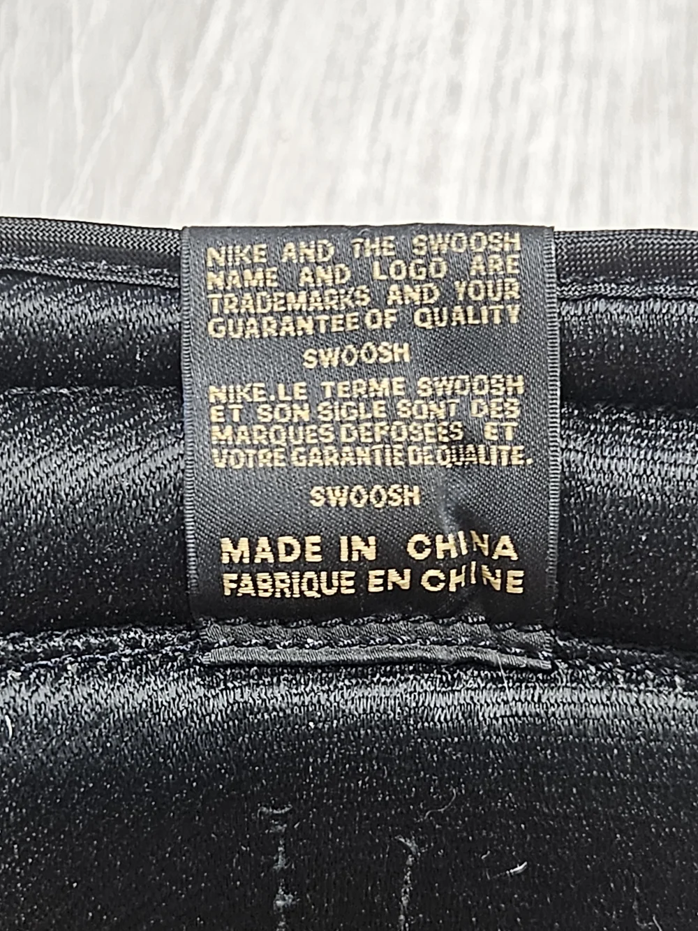 Air Jordan 1 High Black Metallic Gold